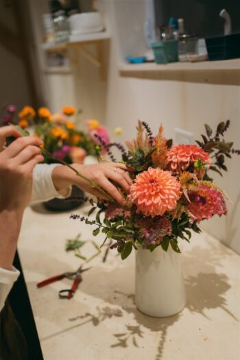 7/5/25 - "Flower Fireworks" Arranging Workshop - Image 2